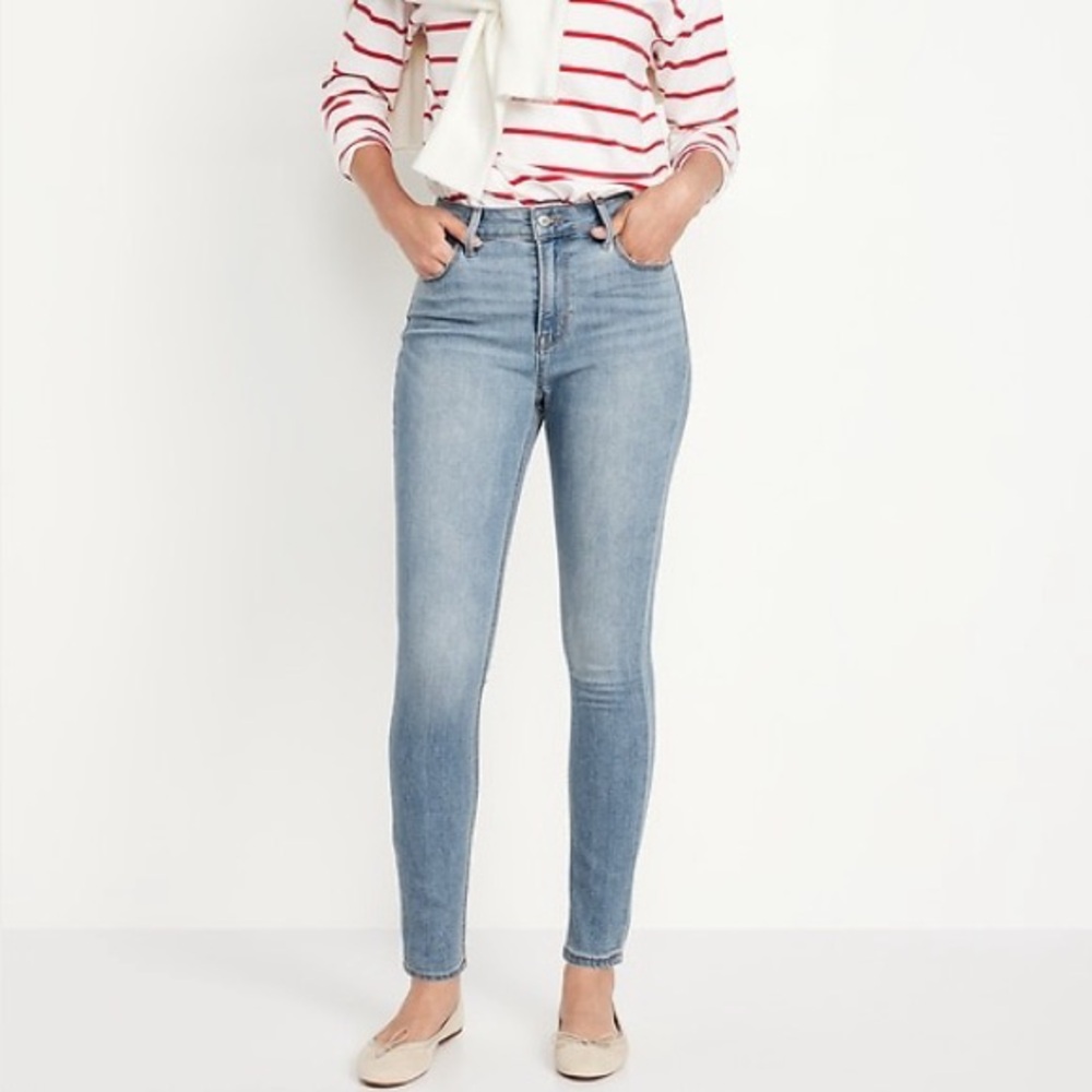Old Navy High-Waisted Wow Super-Skinny Jeans,‎ Size 10 Petite